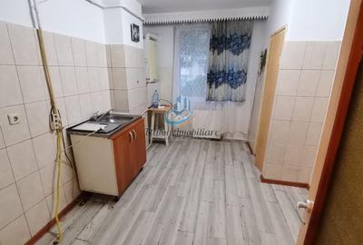 Apartament 3 camere, 2 bai, boxa, parter inalt, zona 1 Mai - 6