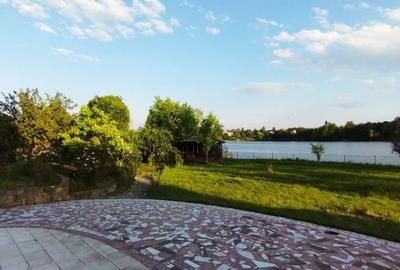 SUPER OCAZIE SE VINDE VILA DE LUX SI CASA DE OASPESTI IN BALOTESTI LA LAC - 4