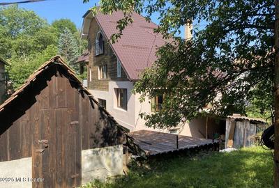 Bran - Casa pe strada Valea Portii, 223 mp, 4 dormitoare, teren 320 mp - 44