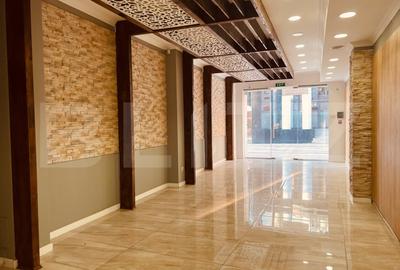 Spațiu comercial, de 240 mp, în Ultracentral