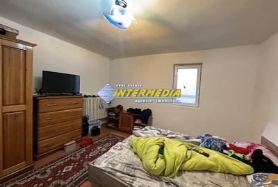 Casa cu 3 camere  in Cetate la asfalt cu 1176 mp Teren - 11