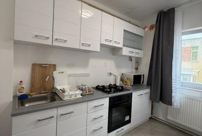 COMISION 0% Apartament cu 2 camere semidecomandat, etaj 3 - Calea Bogdanestilor - 8