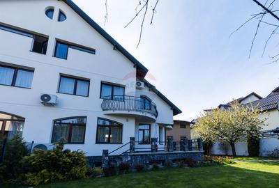 Casă spațioasă 350 mp utili, Teren 650 mp, Garaj subteran, Tractorul - 3