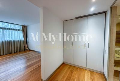 Superb apartament cu 4 camere, finisaje Lux, 2 terase, parcare, paza - 6