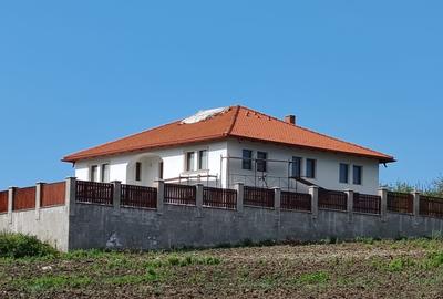 Casă individuală cu 4 camere în Moriști