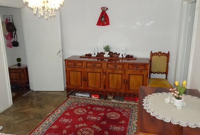 Vand apartament cu 2 camere in Deva, zona ultracentrala (Piata), bloc de 4 etaje - 3
