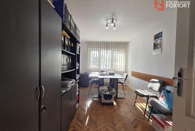 Apartament 2 camere de vanzare in Arad, Strada Praporgescu, locuinta / birou - 6