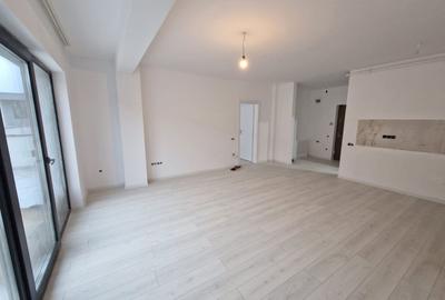 Apartament cu 2 camere semidecomandat în Florești