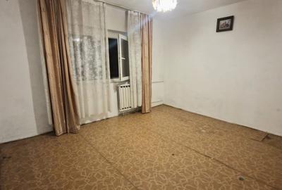 2 camere DECOMANDAT • 56 mp • langa Prosper Center • Ideal renovare • Etaj 5/8 - 1