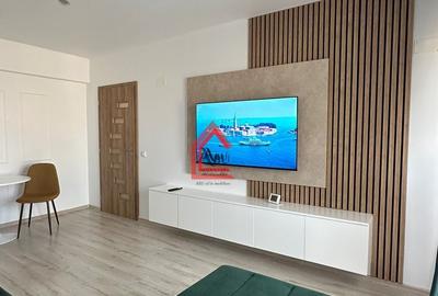 Apartament cu două camere, Decomandat,  Bloc nou , parcare privata - 1