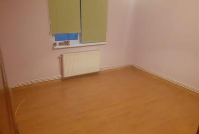 LIBER 3 camere, zona Dorobanti etaj 1 - 3