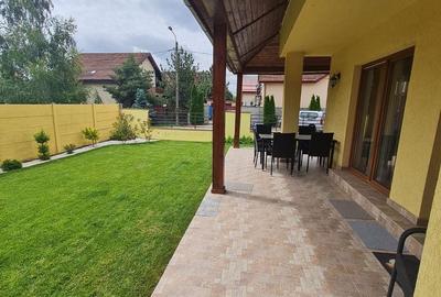 Vila spațioasă și recent renovată în Ghiroda! - 24