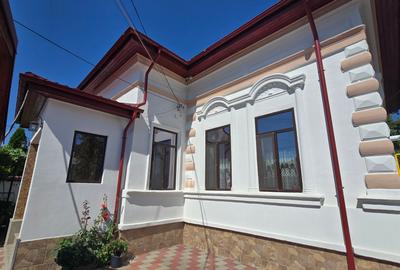Casa tip conac, de vanzare, central Odobesti - 3