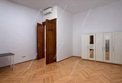 Spatiu Birouri  150 mp | Balcon cu vedere directa spre Piata Victoriei - 9