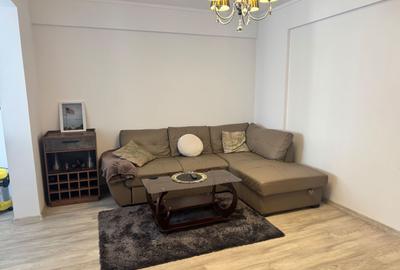 Apartament cu 2 camere decomandat în Exterior Vest