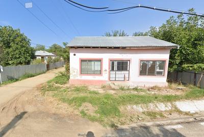 Spatiu comercial si teren de vanzare - 2