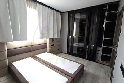 Apartament cu 2 camere semidecomandat în Botizului