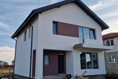 Casă individuală cu 4 camere în Berceni