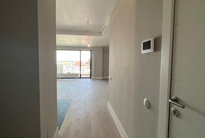 Apartament cu 4 camere decomandat, mobilat în Pipera