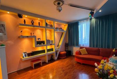 Rahova, Teius | 3 Camere | Centrala proprie | Balcon | Decomandat - 1