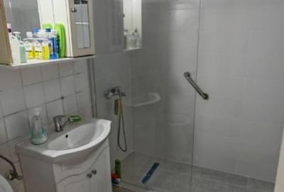 Apartament 3 camere zona Tomis1,la 50 metri de școală 30 - 1