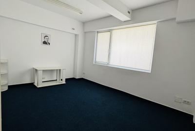 Cladire stradala, Ideala sediu, Clinica, Birouri, Showroom - 18