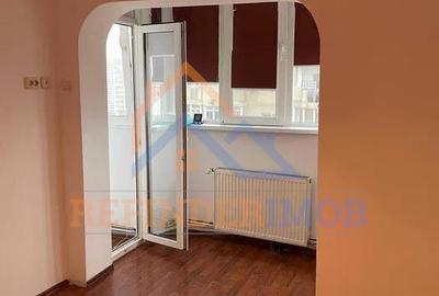 3 camere 13 Septembrie, centrala, 2 balcoane - 4