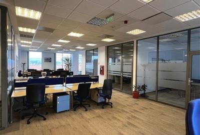 Birou, 195 mp în Central