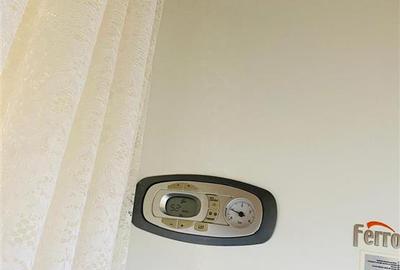 Apartament Decomandat cu centrala zona Buziasului - 10
