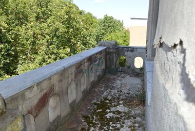 Cladire istorica in centrul orasului - 12