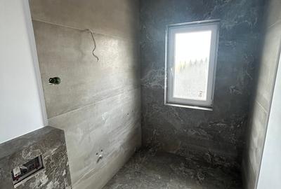 De vanzare duplex la cheie, liber, ocupabil imediat, 4 dormitoare, 3 bai - 8