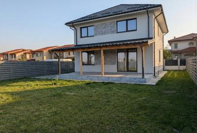 Casa 5 Camere | 140mp | 0 comision| Corbeanca zona Paradisul Verde | Curte 627mp - 2