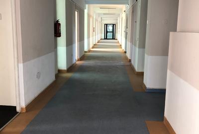 Baneasa, bdul Aerogarii, sp.birouri, 530mp, et.3, 4300euro/luna - 1