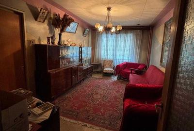 De vanzare apartament 3 camere Veteranilor - 1