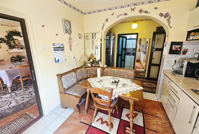 Casă spațioasă cu 9 camere în Strejnicu – pentru locuință, birouri - 43
