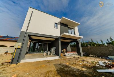 Casă individuală cu 4 camere în Vladimirescu