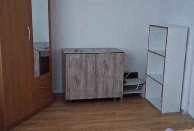 Apartament cu 2 camere, zona Podu Ros - 3