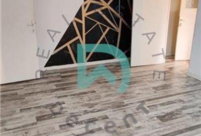 Apartament cu 2 camere semidecomandat în Florilor