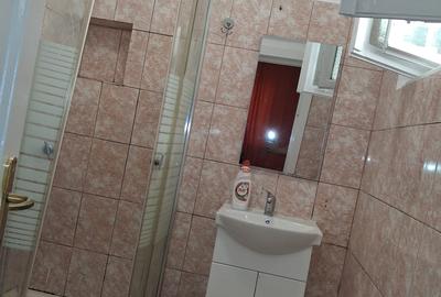Romana -  ASE 300 euro/luna Piata Romana - 9