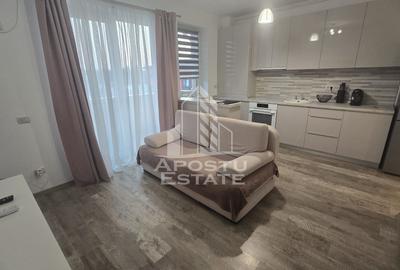 Apartament cu o camera inedit, centrala, loc parcare, Eso Giroc - 1