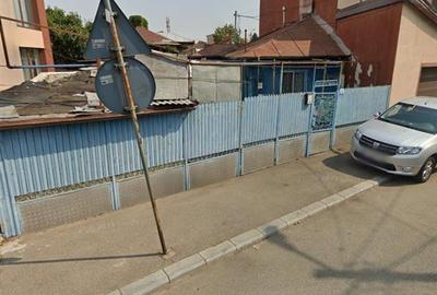 Casa cu 3 camere teren S=200mp D=9ml Str. Grauntelui Sector 1 - 2