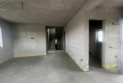 Casa individuala, 4 dormitoare, 160mp, garaj, 545mp teren, Dezmir - 3