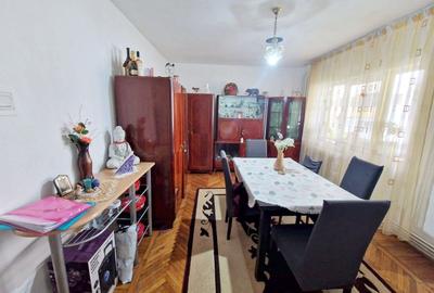 0 % comision Apartament 3 camere decomandat, Aleea Brates 2.515 eu/mp - 3