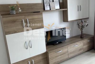 Apartament cu 2 camere decomandat în Avantgarden