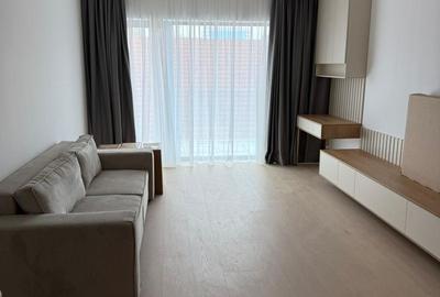 Apartament cu 2 camere semidecomandat, mobilat în Aviației