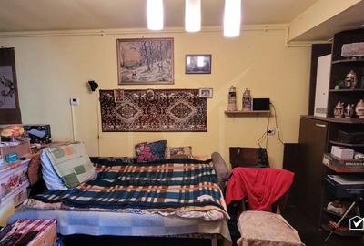 Apartament cu 2 camere semidecomandat, mobilat în Florești