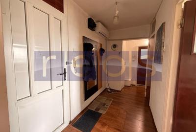 VANZARE APARTAMENT  2 CAMERE ZONA MOSILOR - 12