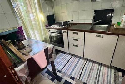 Casa Buzaului - Bis. Sf. Treime , 164mp construiti  teren 353 mp, cu 13m deschid - 10