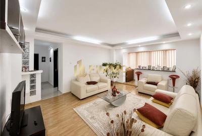 Apartament cu 3 camere decomandat, mobilat în Obcini