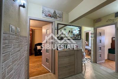 Apartament decomadat cu 3 camere, etaj 2 Cartier Valea Aurie - 9